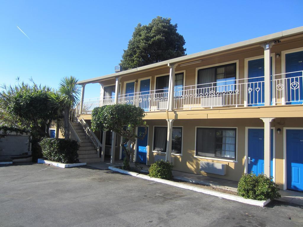 Rodeway Inn Monterey Near Fairgrounds Exterior foto